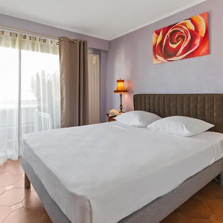 Appartement Le Semaphore - Spacious - Sea View - Ac - Parking Antibes